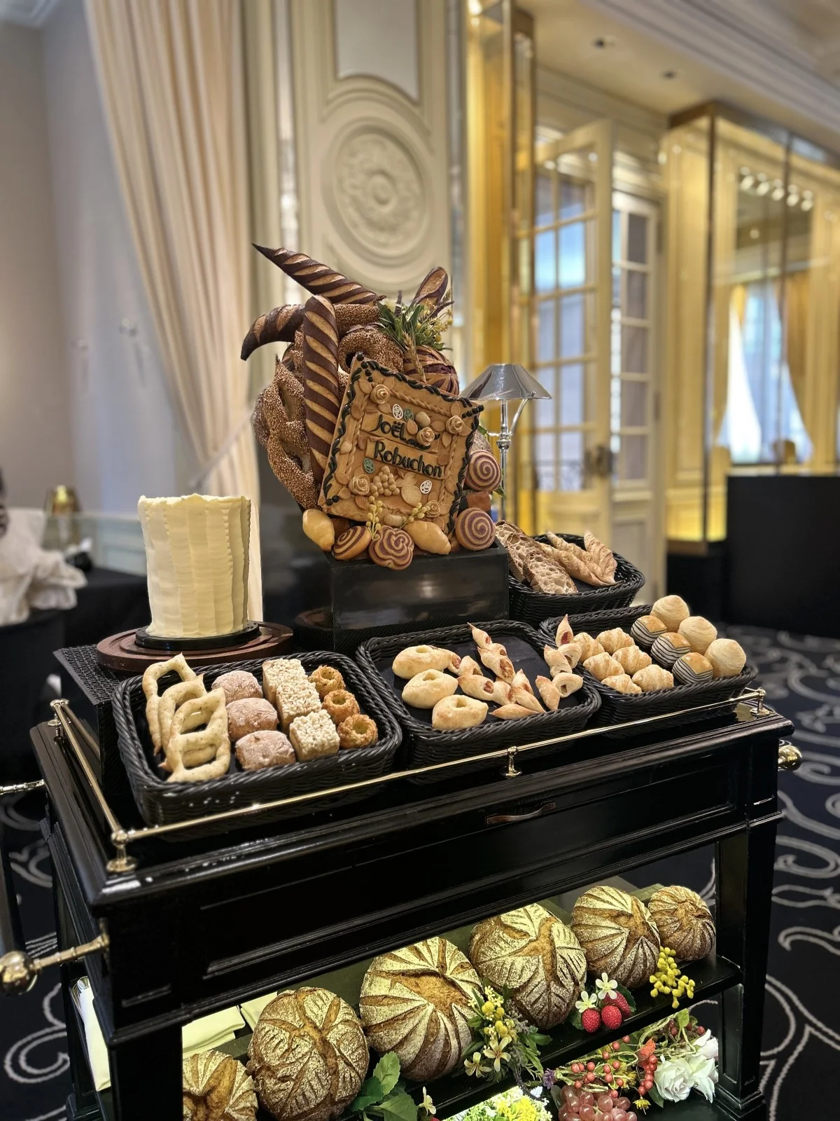 【恵比寿ジョエルロブション】ミシュラン三つ星夢の極上フレンチ　後編